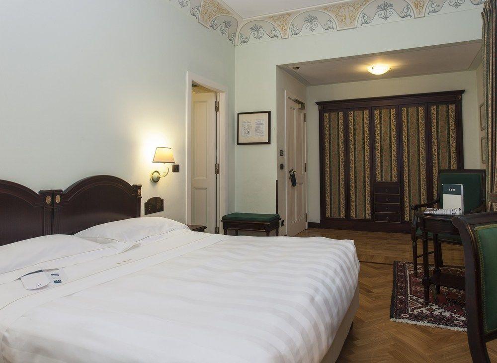 Unahotels Palazzo Mannaioni Toscana Montaione Exterior foto
